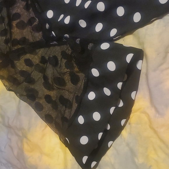 Yoins shirt - Picture 3 of 6